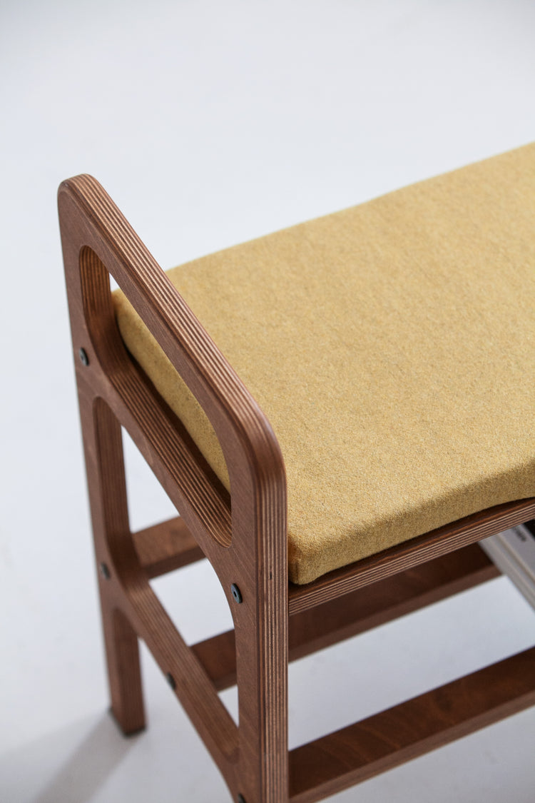 Bench with straight legs and cushion