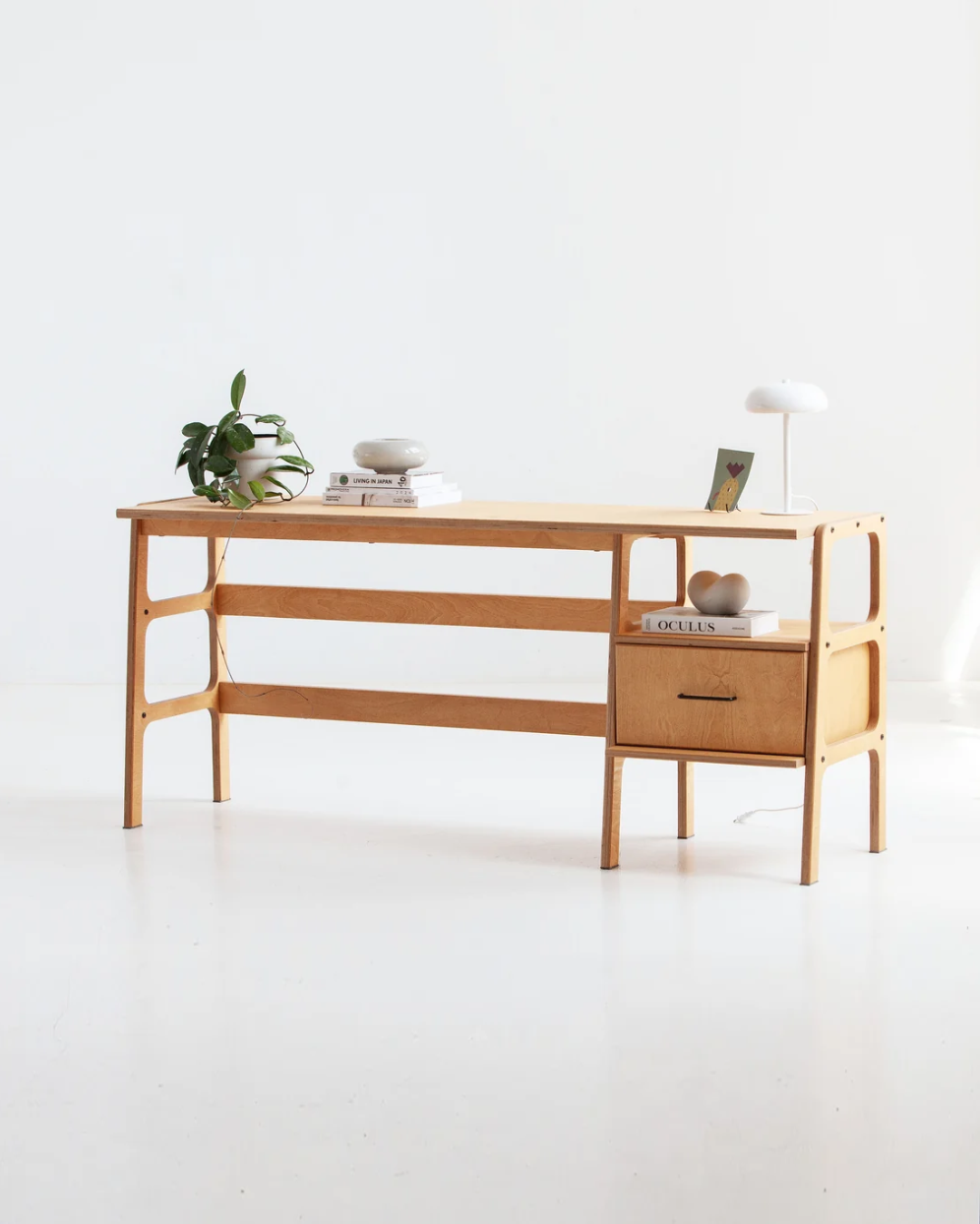 Mid-Century-Schreibtisch · 180 cm · 1 Schublade