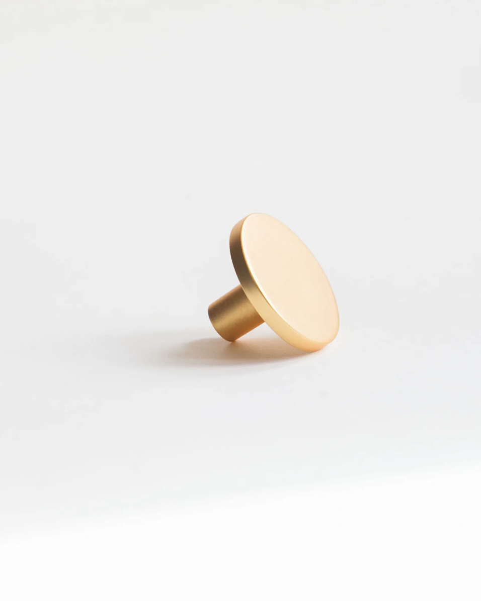 Como brushed gold