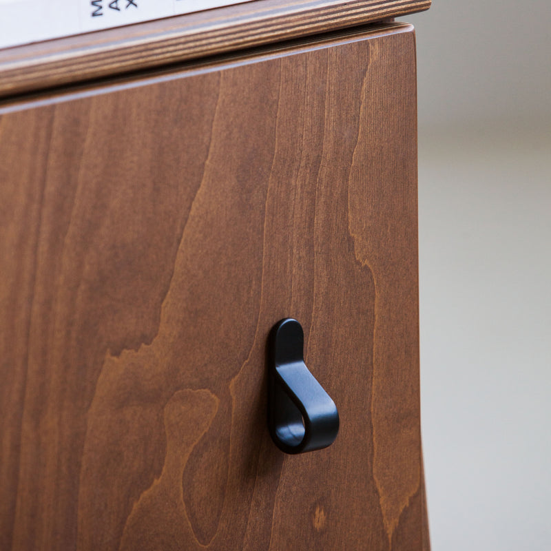 Belt knob black, in birch plywood (view 4)