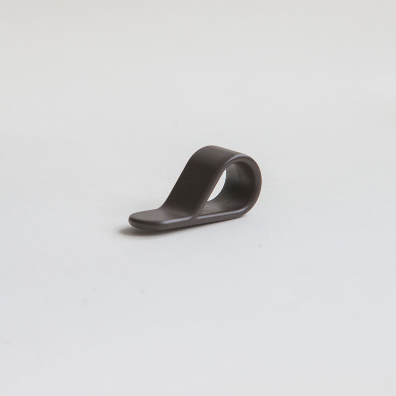 Belt knob brown, in birch plywood