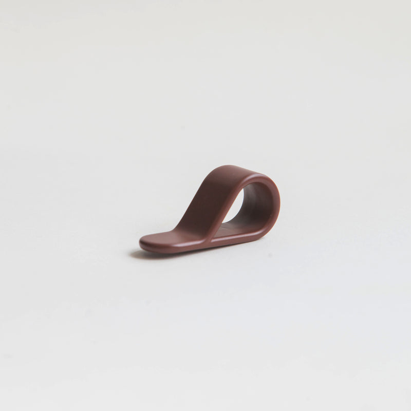 Belt knob red
