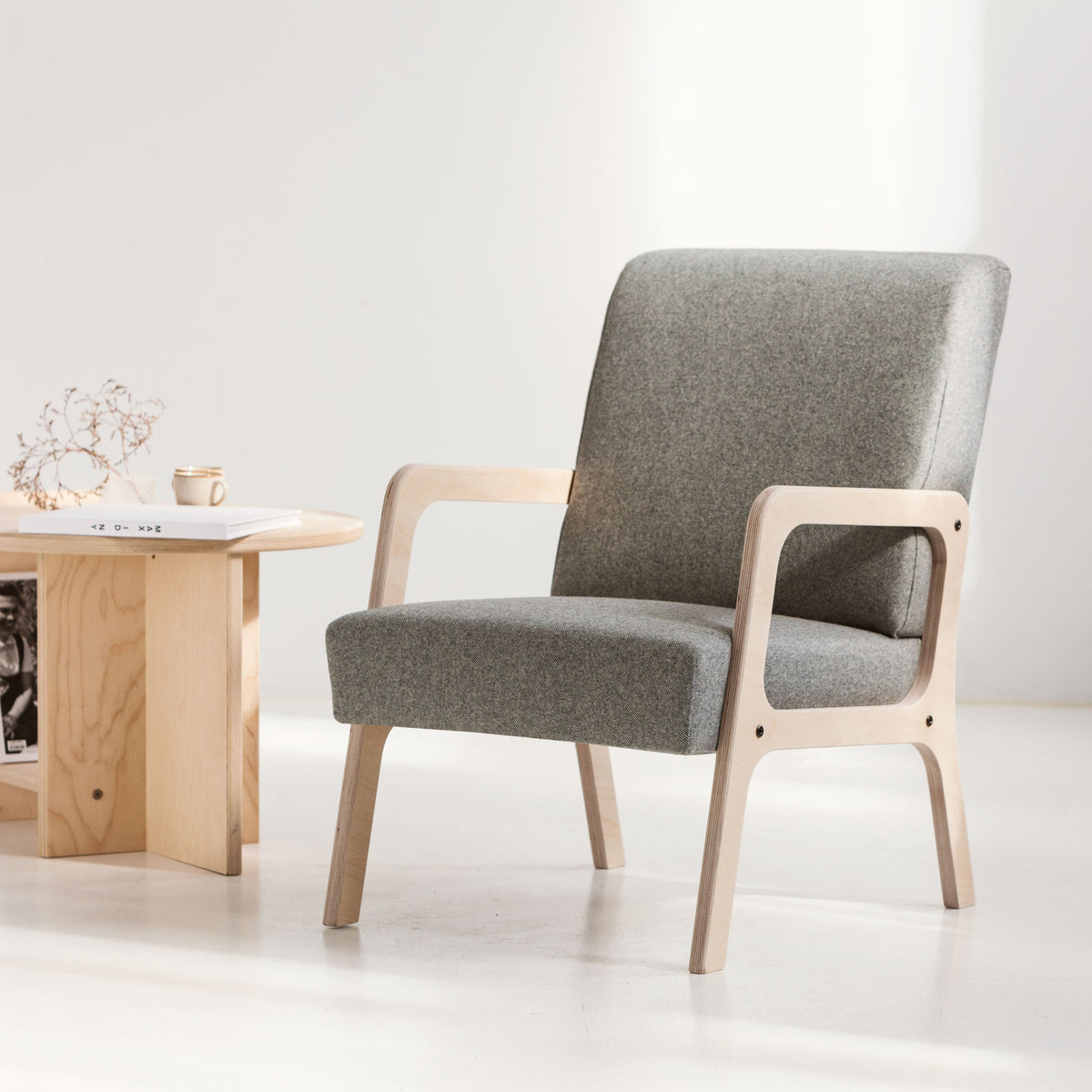 Armchair R
