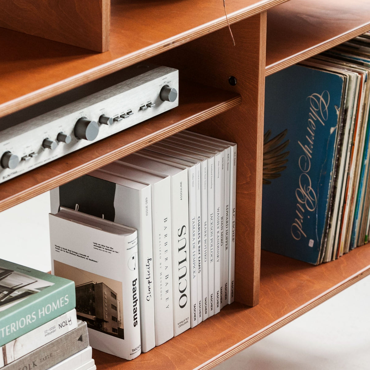 Midlite Media Console · 114 cm
