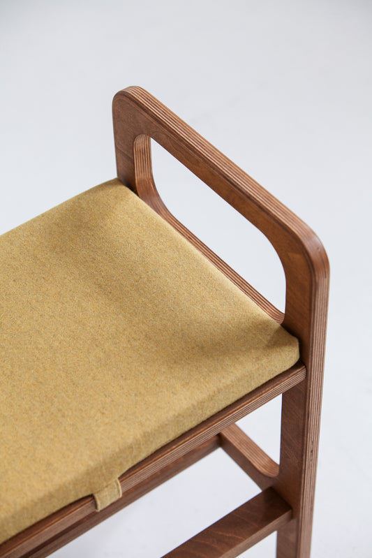 Bench with straight legs and cushion
