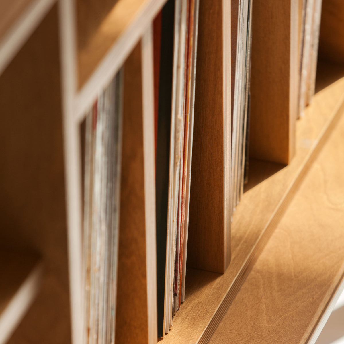 Sideboard 120 cm · Shelf + Vinyl