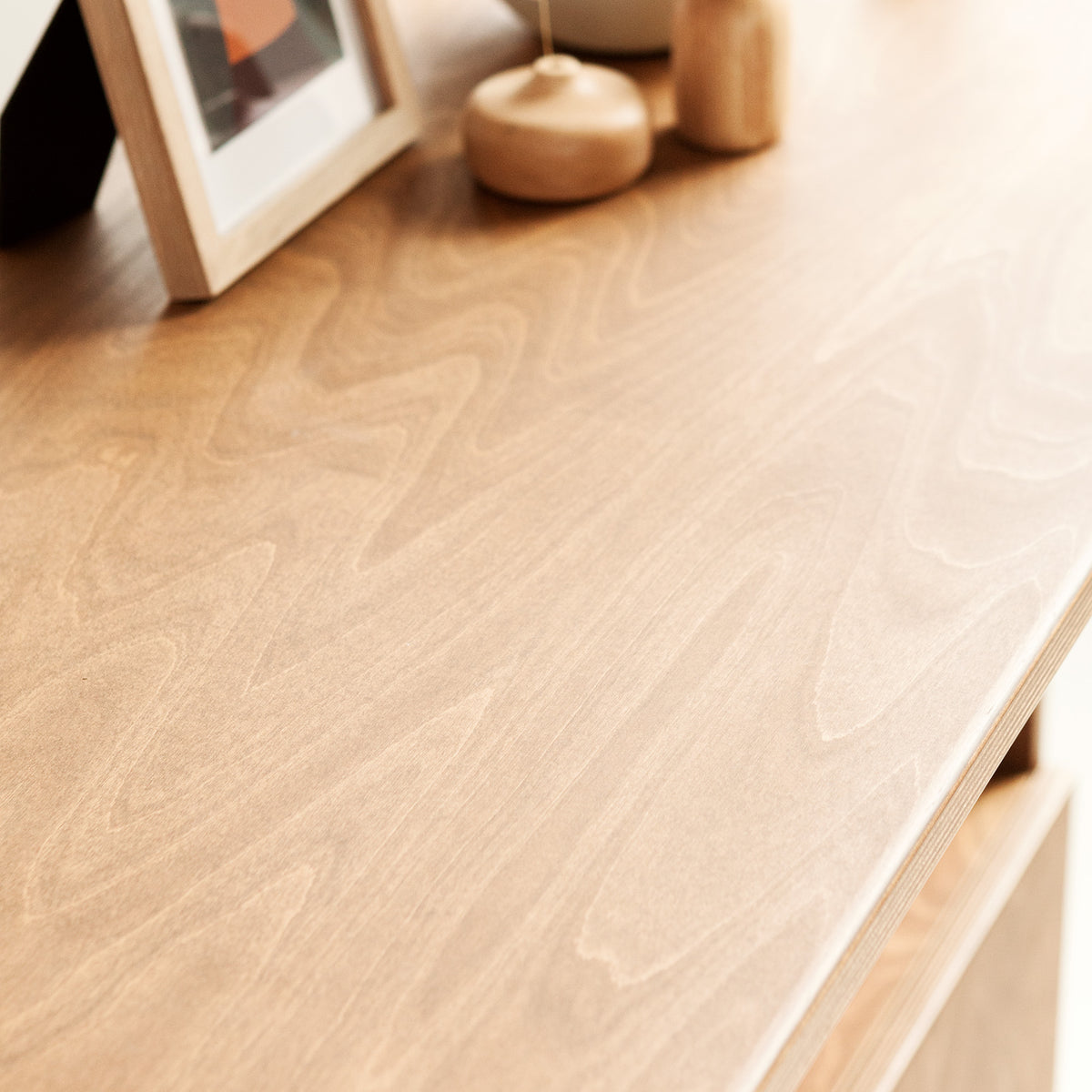 Mid-century-standing-desk-detail