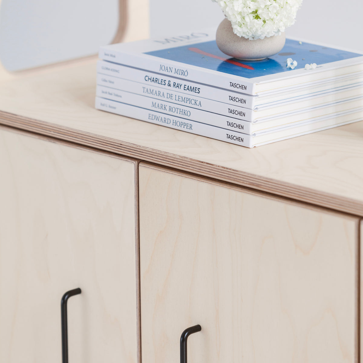 Sideboard 690 II