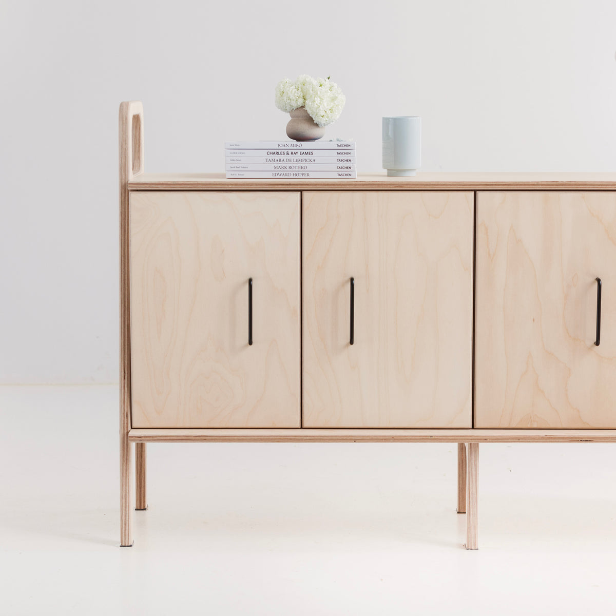 Sideboard 690 II