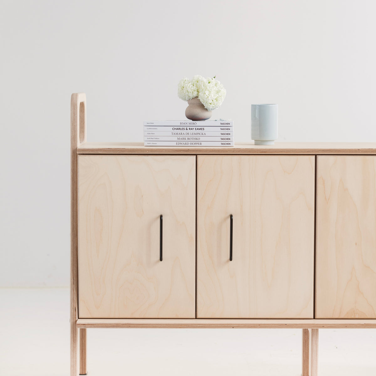 Sideboard 690 II