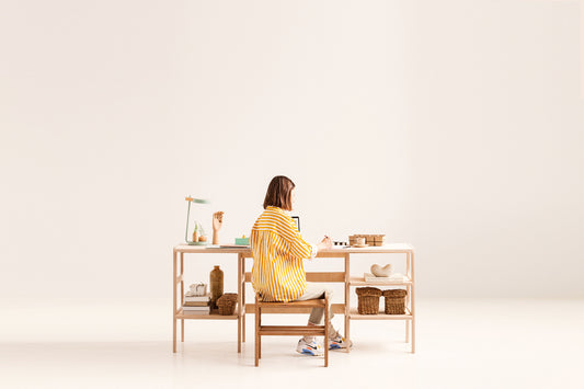 Desk 49 W180 with 3 shelves