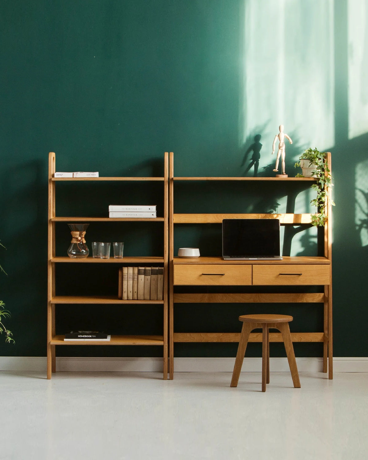 Compact Home Office Wall Unit · Set VIII