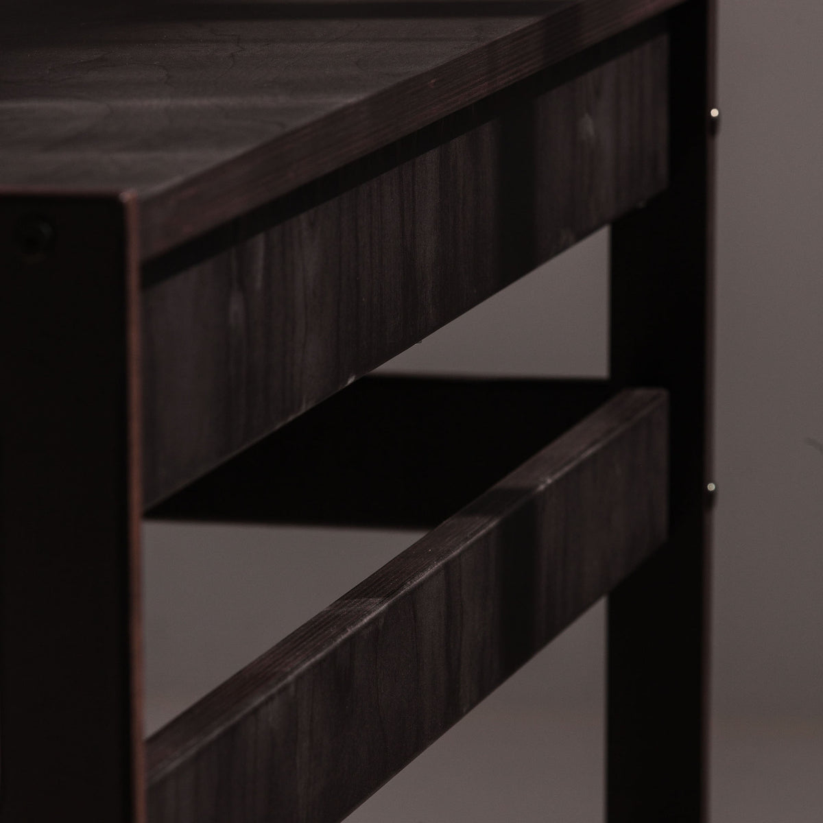 black-corner-desk