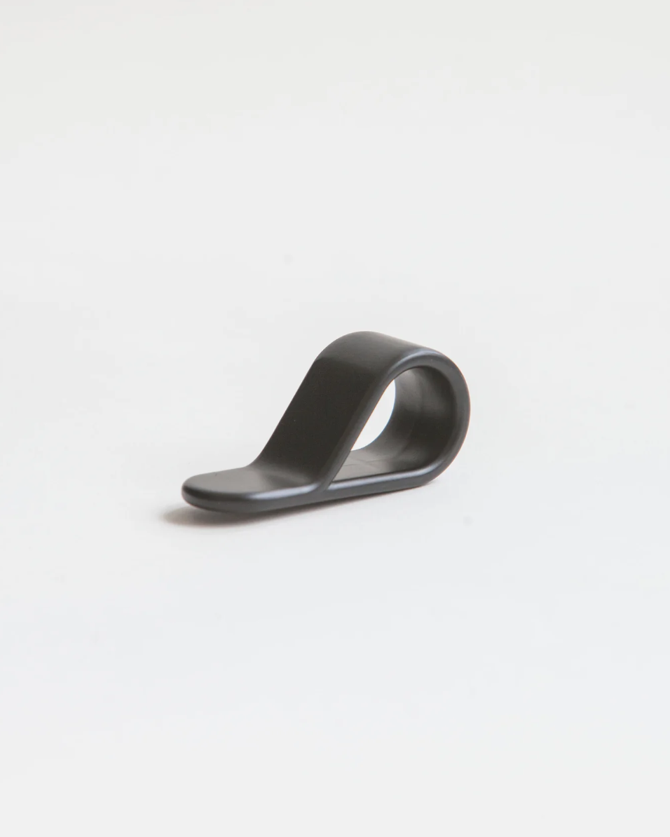 Belt knob black