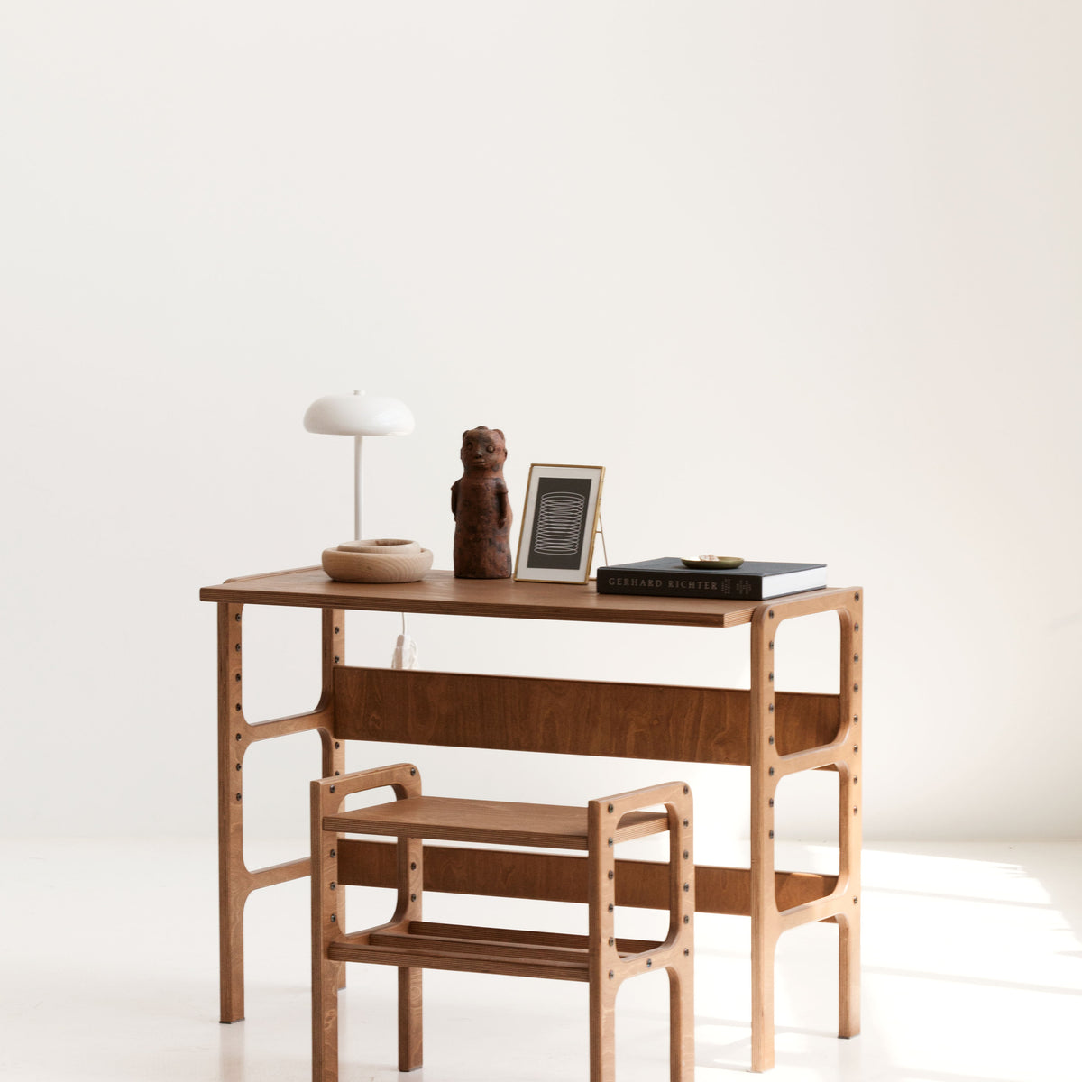 desktop-of-wooden-growing-desk-for-kid