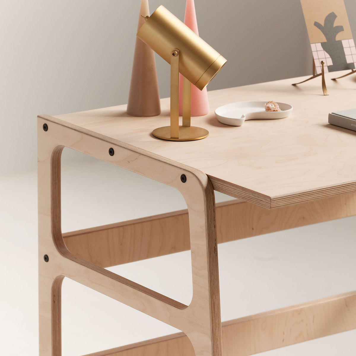 desktop-of-wooden-minimalist-desk-handmade