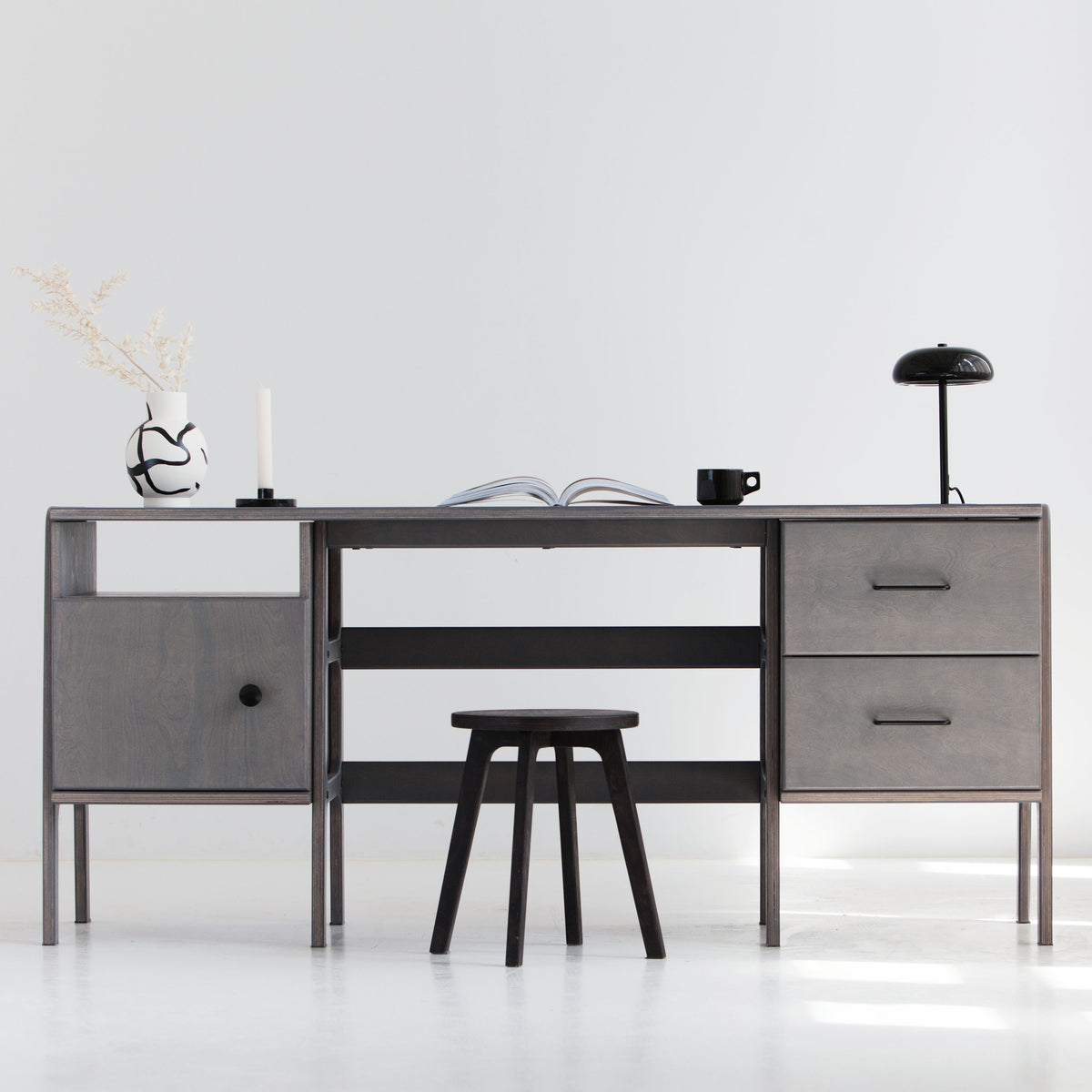 Desk 49 W180 with drawers and cabinet open