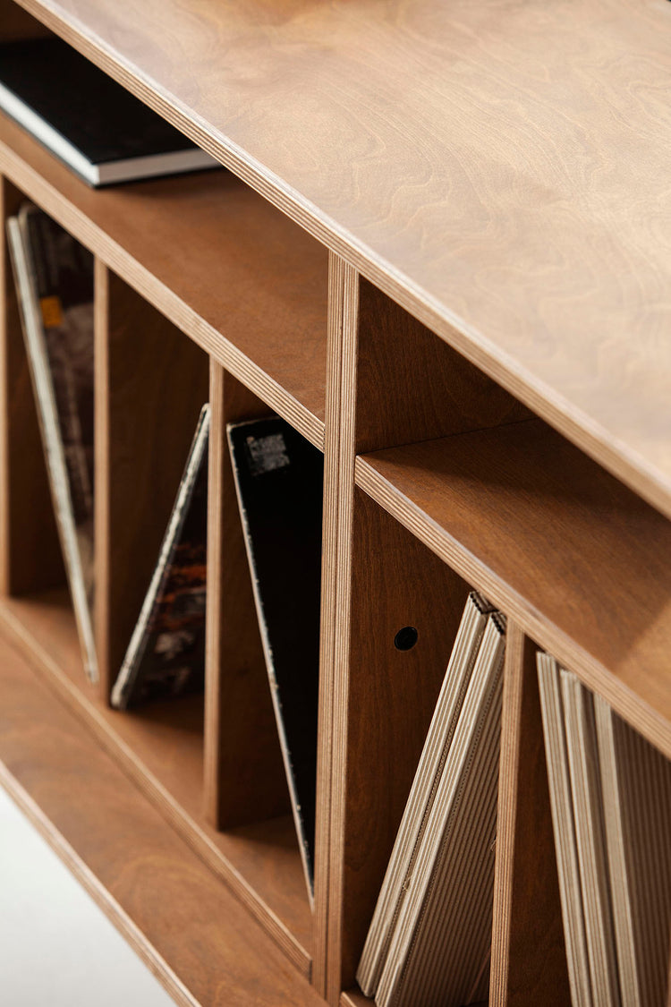 detail-of-mid-century-modern-vinyl-sideboard