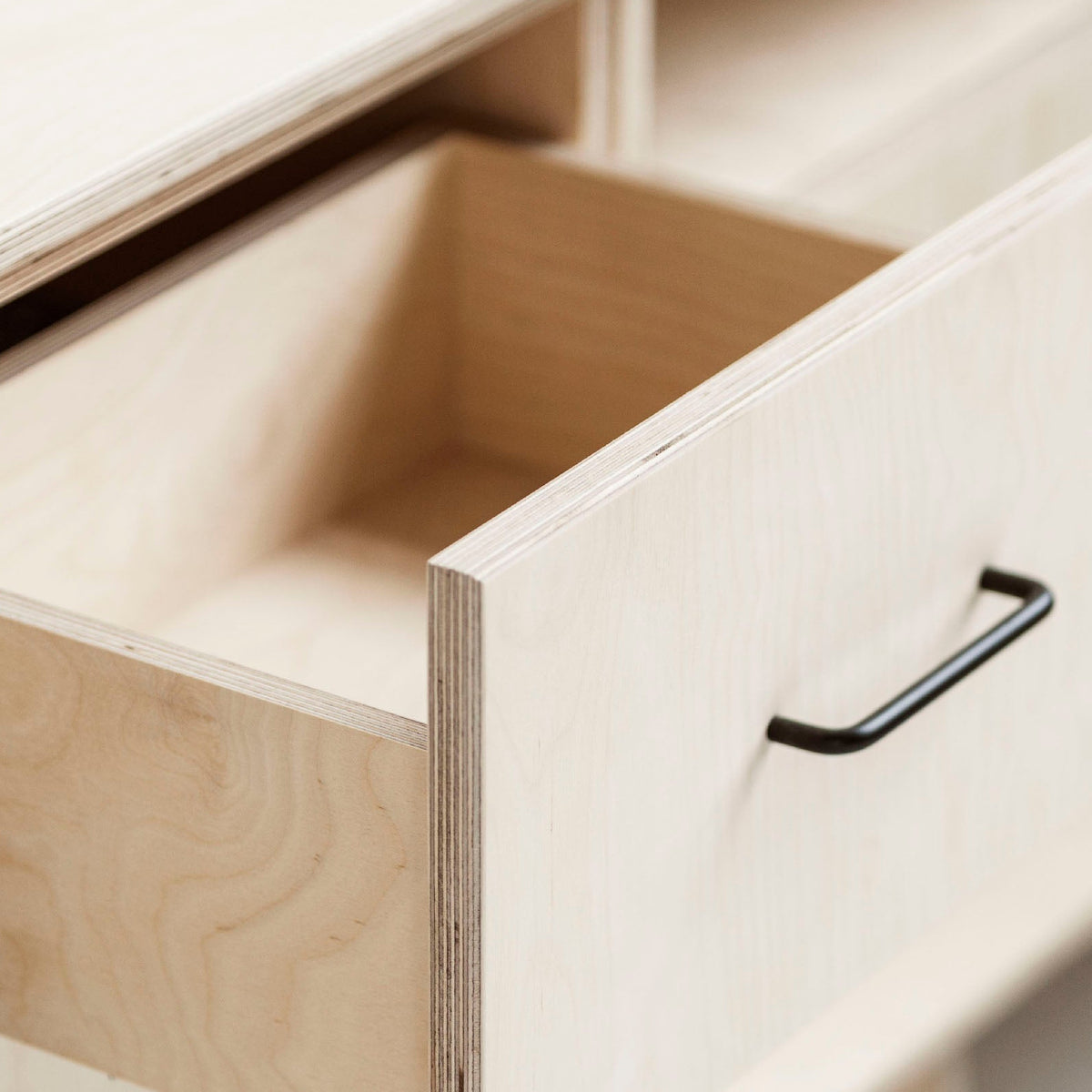 drawers-details-handmade-furniture