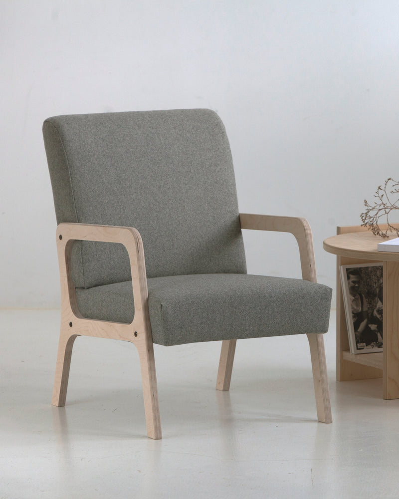 Poltrona R