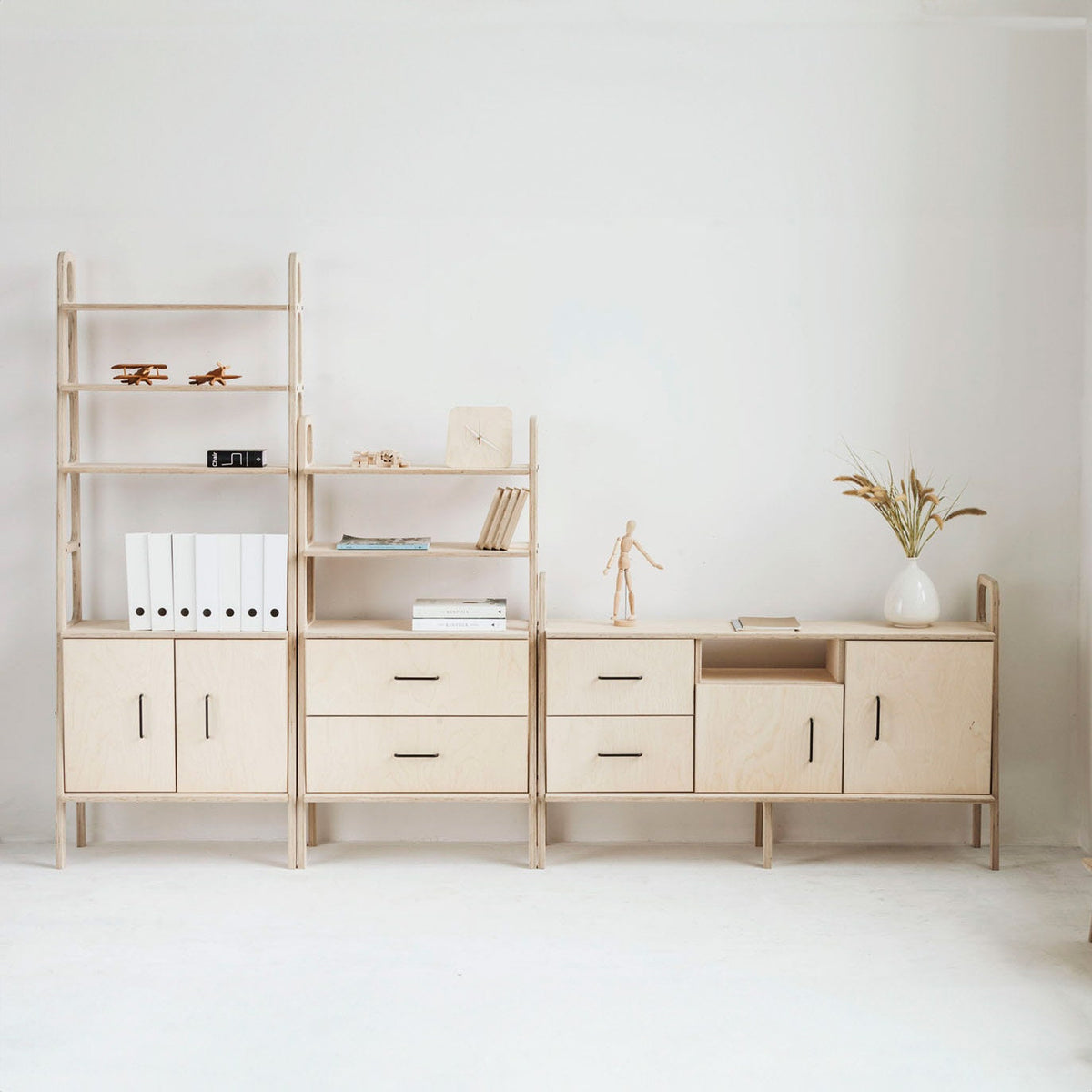 Living Room Wall Unit · Set XXI