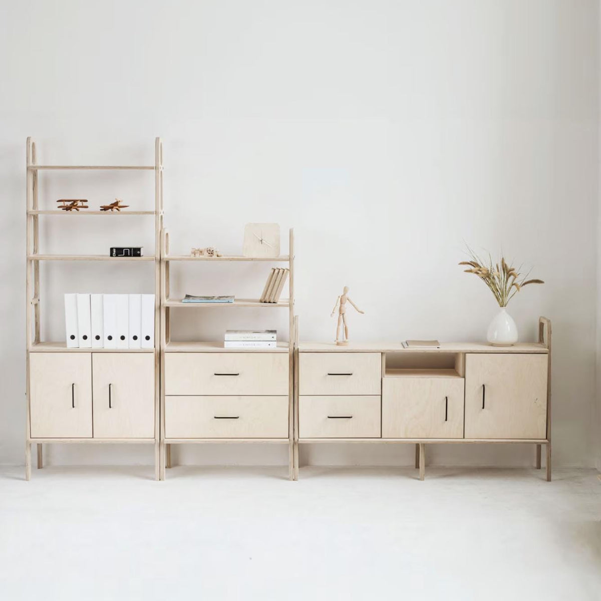 Living Room Wall Unit · Set XXI
