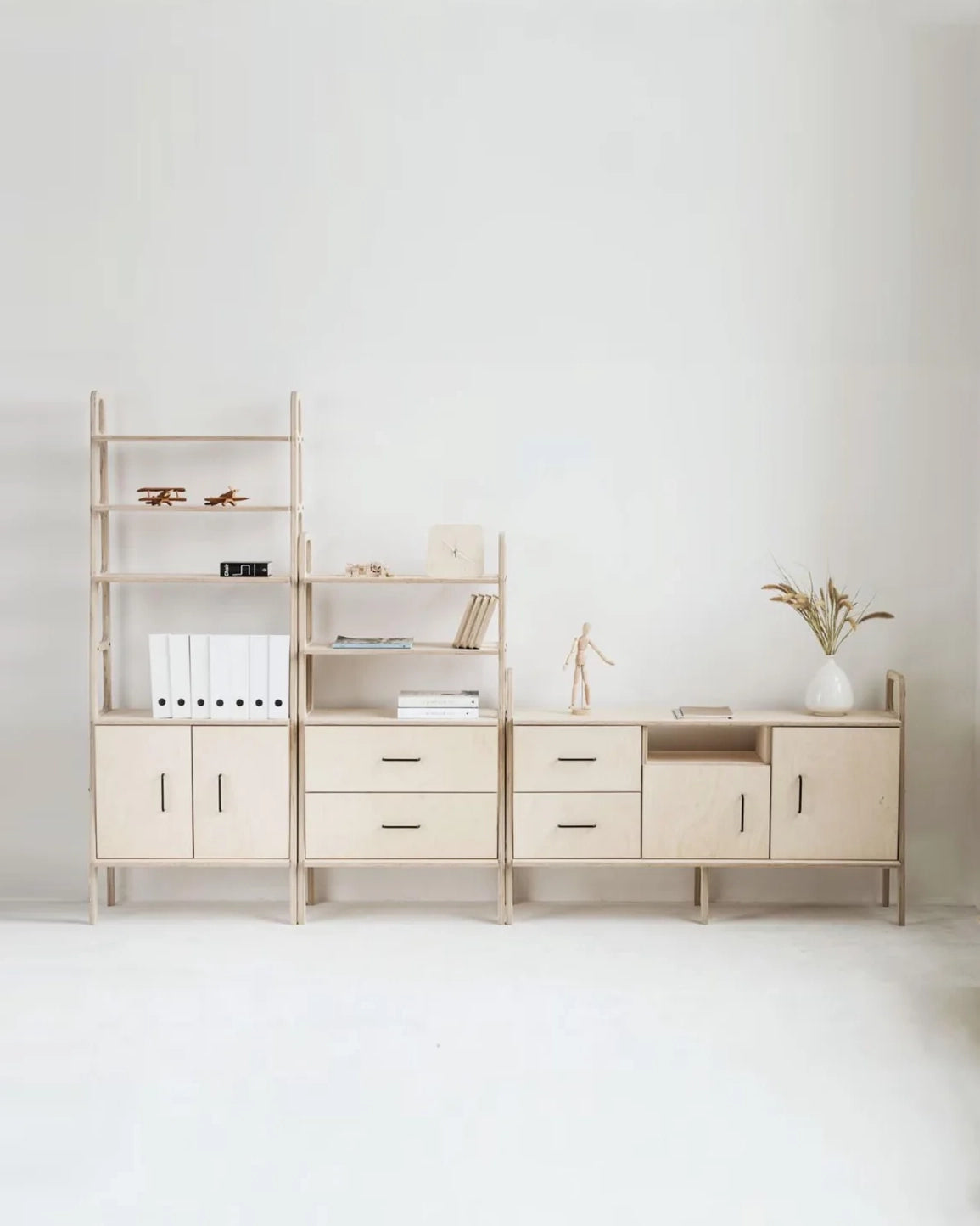 Living Room Wall Unit · Set XXI