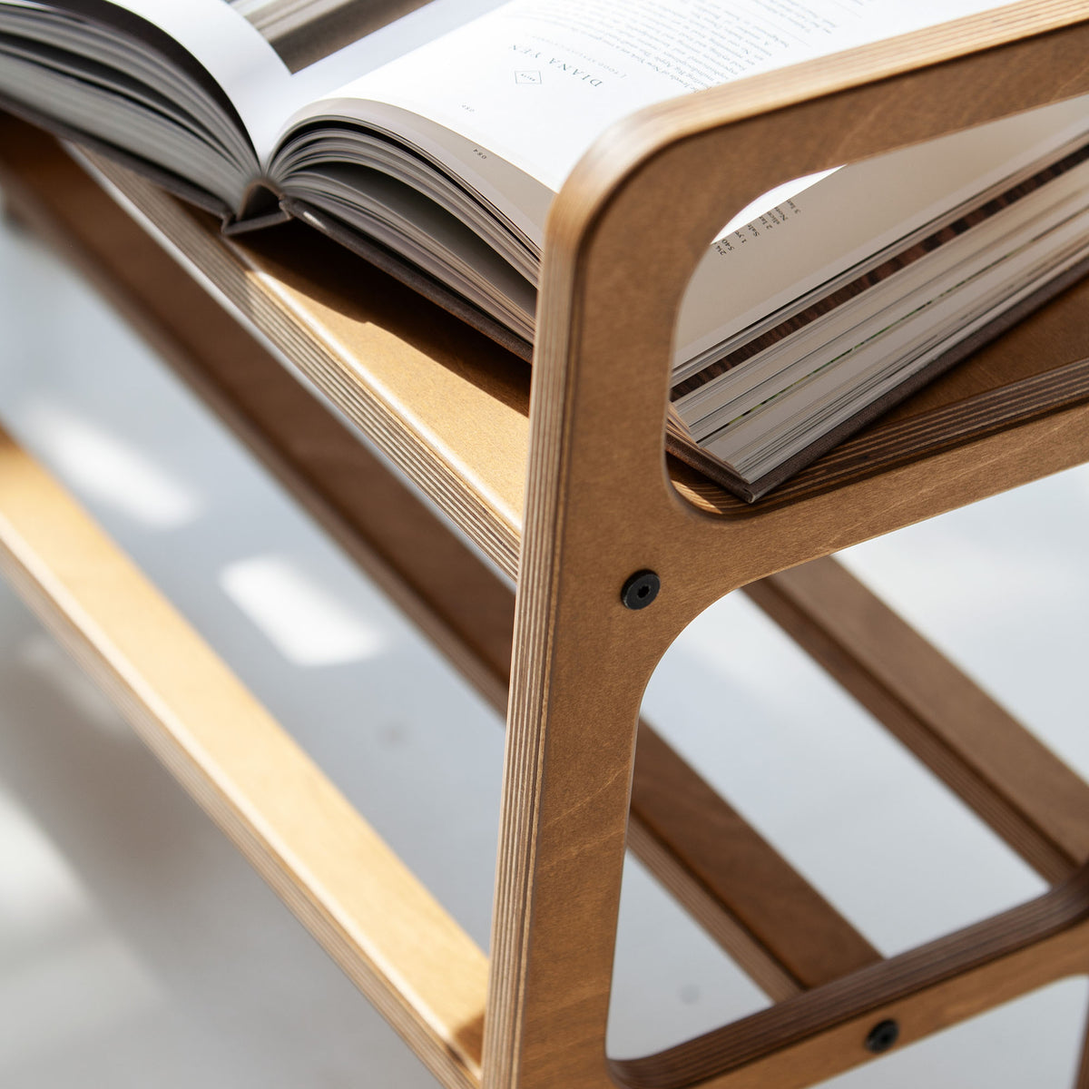 Bench with straight legs