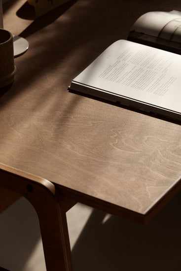 walnut-wood-detail-of-mid-century-desk