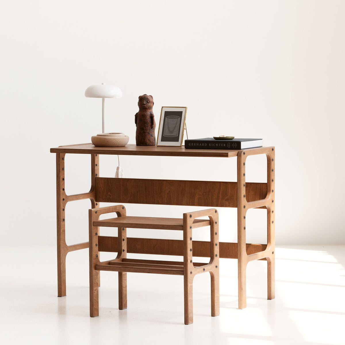 wooden-growing-desk-for-kids