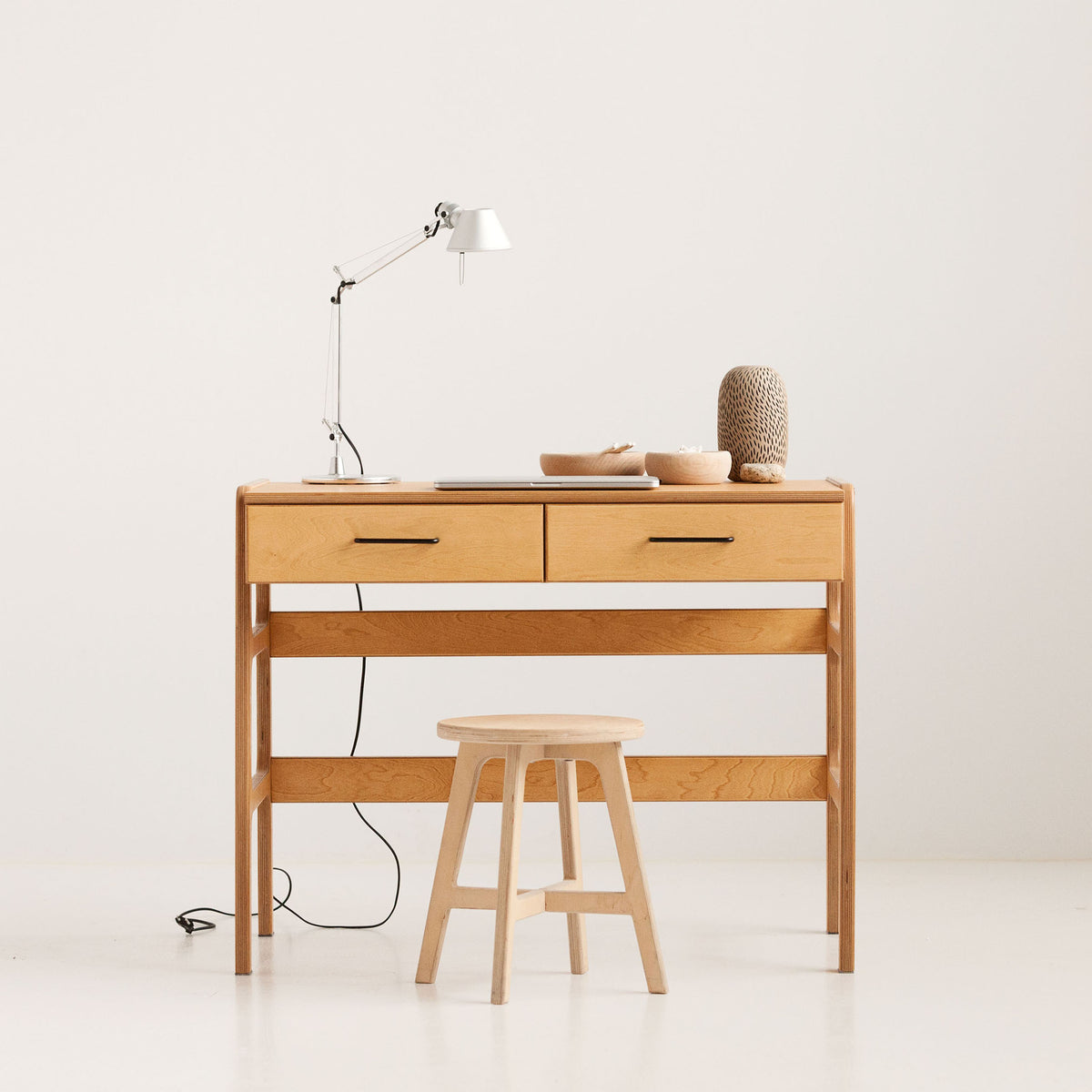 wooden-minimalist-desk-with-drawers-mid-century