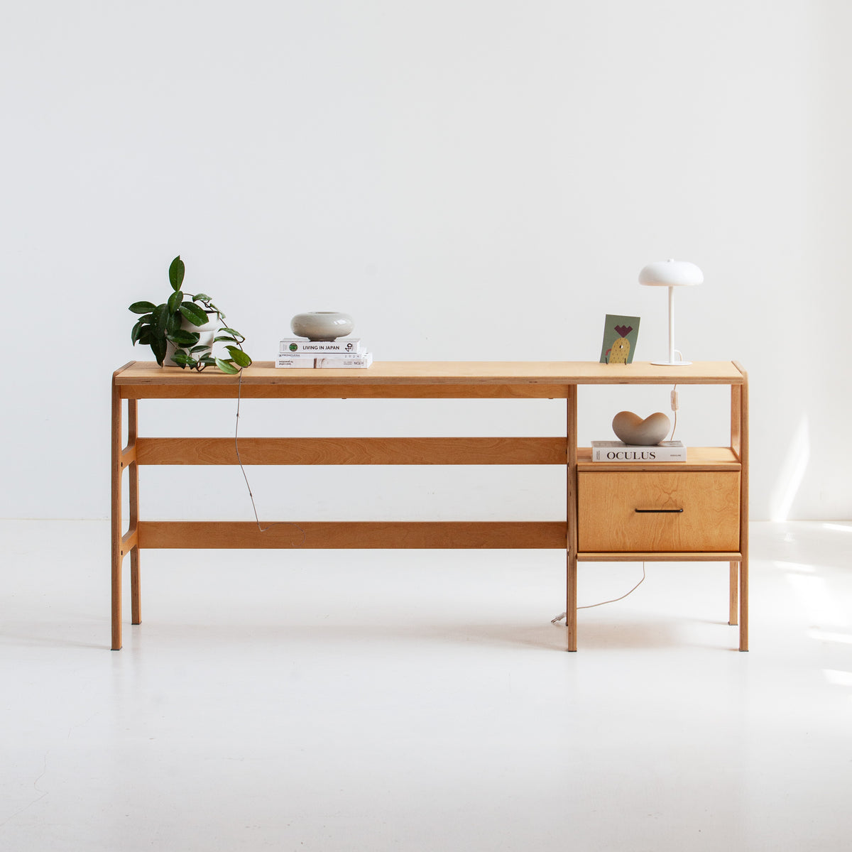 Desk 49 W180 with 1 drawer